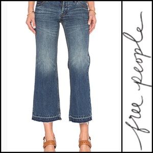 📢SALE📢Free People crop kick flair Jean CREAM